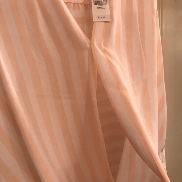 🏝NY&C XS summer top - Picture 3 of 4